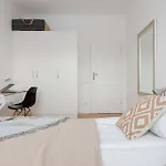 Cozy Hoza Near Pkin With Air Conditioning By Renters * ורשה