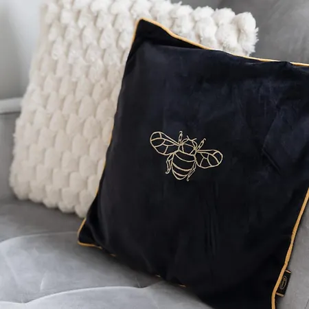 Cozy Hoza Near Pkin With Air Conditioning By Renters Warszawa