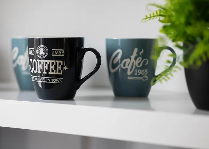 Cozy Hoza Near Pkin With Air Conditioning By Renters Varsovie